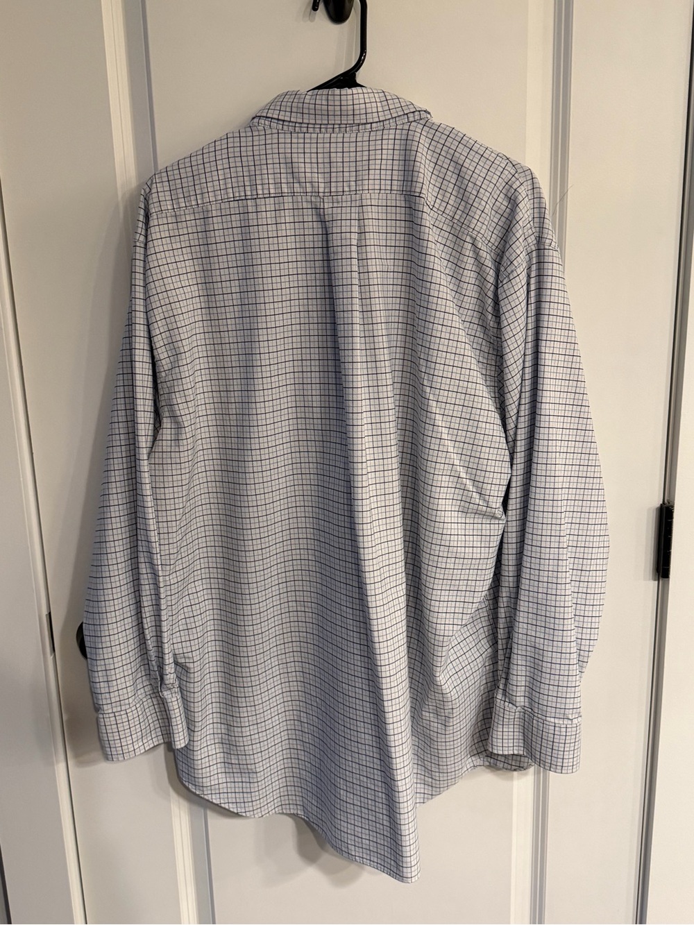 Saddlebred Men's White and Blue Windowpane Dress Shirt - Picture 2 of 3